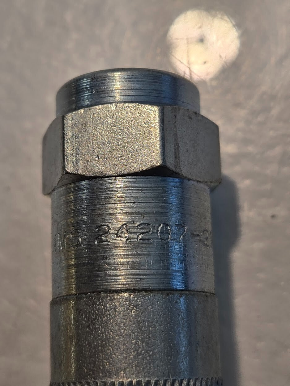 8 Quantity of Alemite 6304-B 1/8" FNPT Hydraulic Couplers MS 24207-2 (8 Qty)