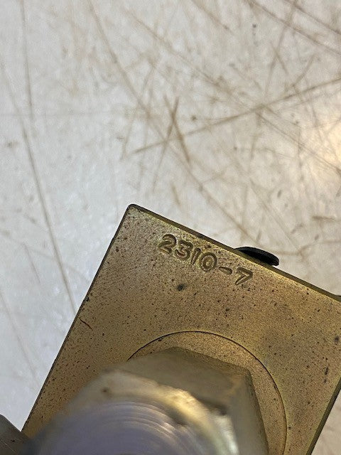 Sauer Danfoss Bobcat Valve 2310-7, 223564 B, CP12548, AE0910A, AE0410C