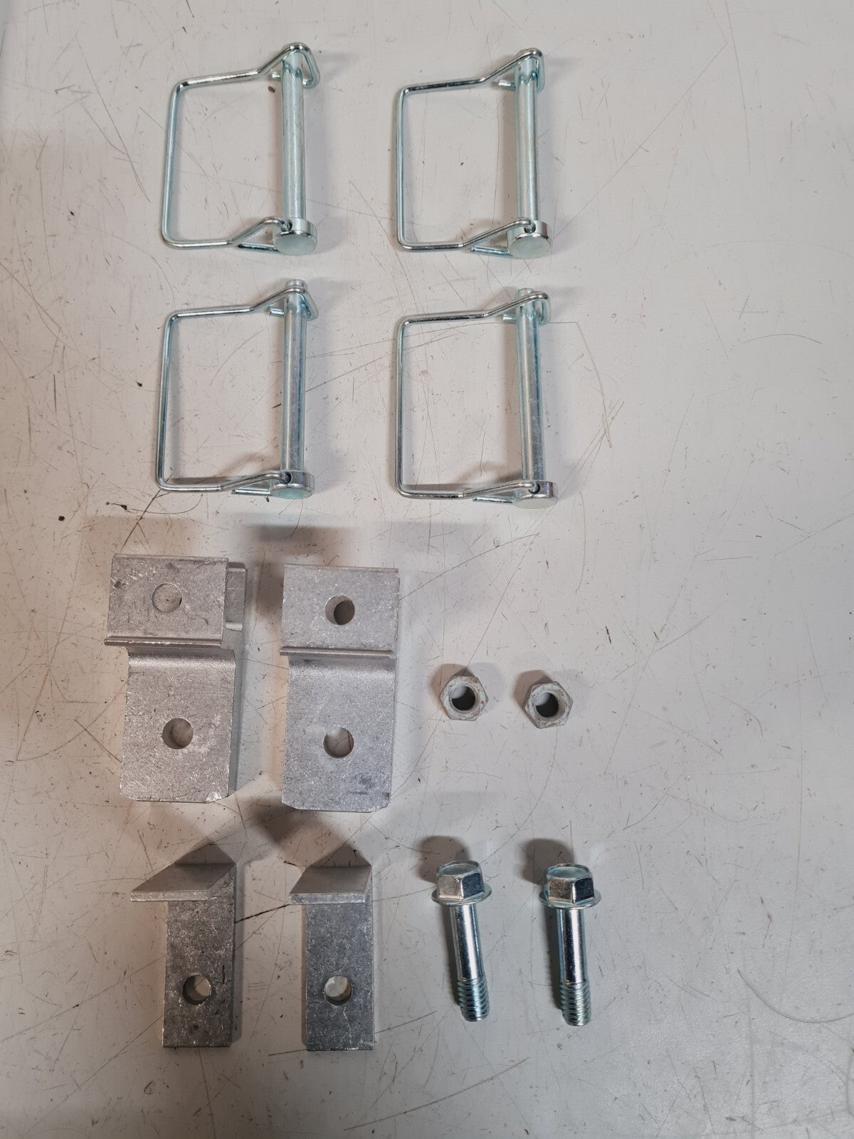 Accessories Kit For True Grip Ladder Stabilizer & Surface Protection System 97P