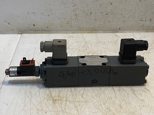 Rexroth 4WRE6E32-11/24Z4/M Proportional Directional Flow Control Valve