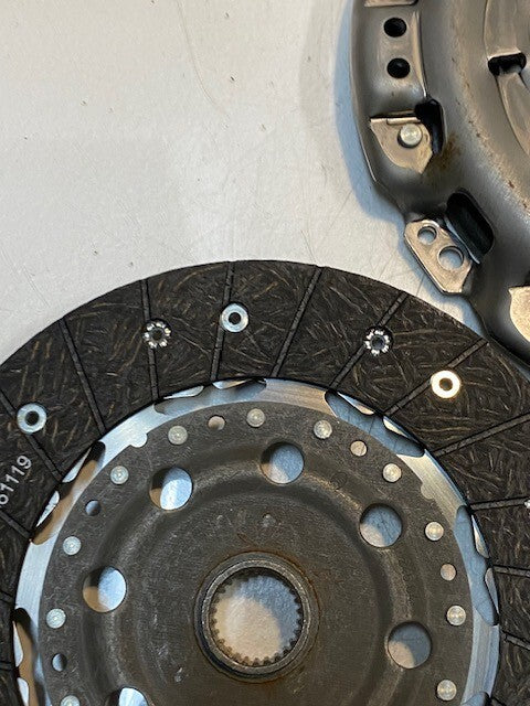 LuK Clutch Kit 624326919, 324-0417-10, E9903, 124-0395-10, 51mm Bore