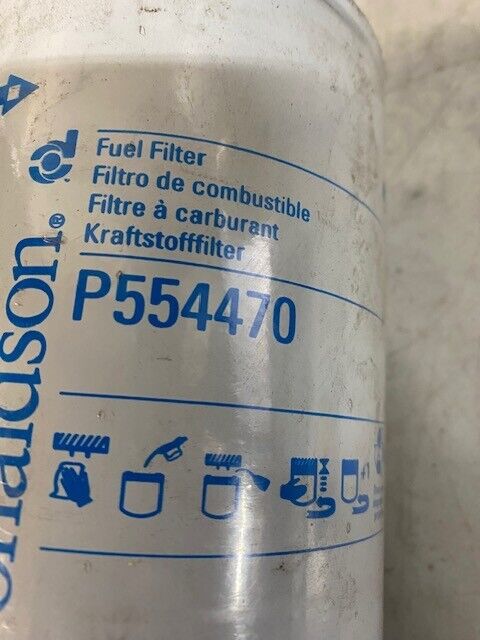 4 Quantity of Donaldson P554470 Spin on Fuel Filters (4 Quantity)
