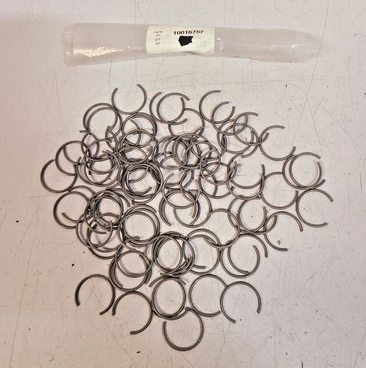88 Quantity of Retaining Rings 10016757 (88 Qty)