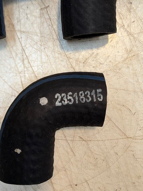 5 Qty of Detroit Diesel Coolant 90 Degree Molded Elbow Hoses 23518315 (5 Qty)
