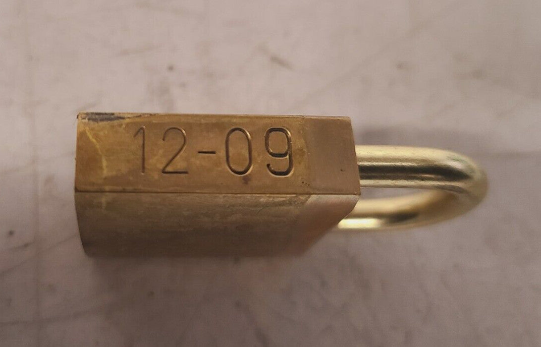 8 Qty of Channell Outdoor Winter Padlocks Rain Cover 12-09 | 32MM No Keys(8 Qty)