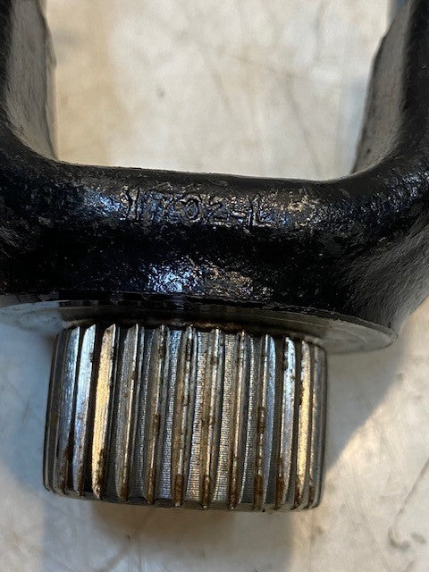 Neap Co 1702-L Yoke 39mm 36-Spline 25mm Bore 4" L x 3" W 2-1/2" H