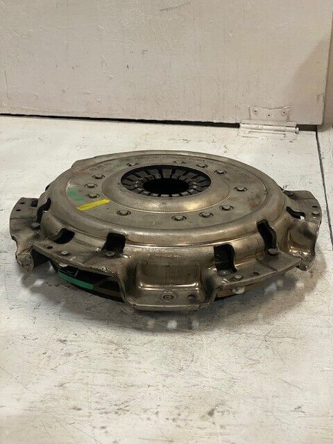 Clutch for Ford Mustang JR3P-7B546-AC C226285 V1AQA 00975 3386 C107