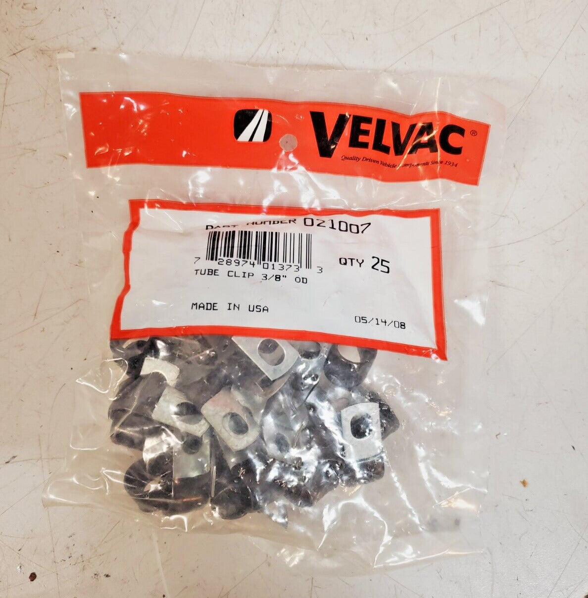 4 Packs of 25 Units of Velvac Tube Clips 021007 (100 Total Qty)