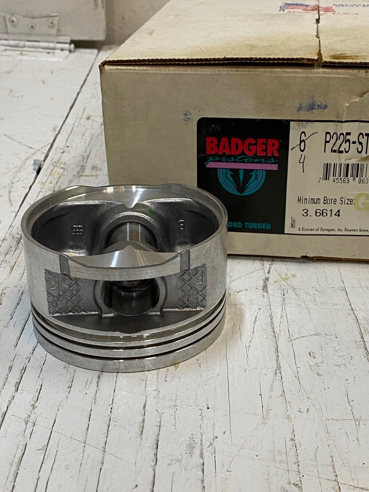 4 Badger Pistons P225 STD 3.6614" Bore Size (4 qty)