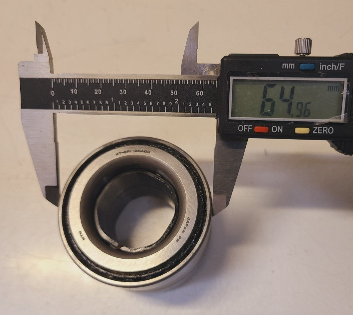 NTN Deep Groove Ball Bearing 4T-CR1-08A0S