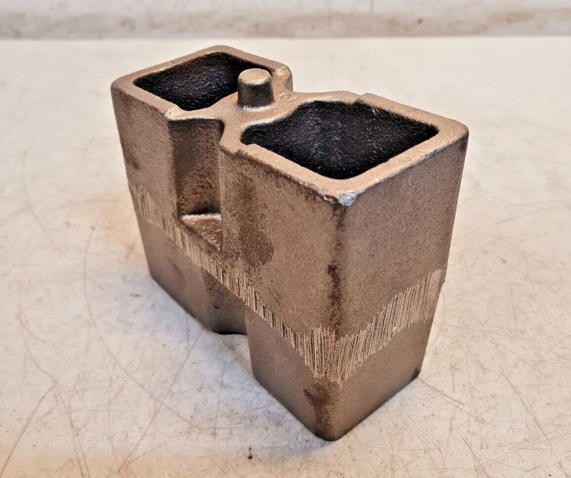 Skyjacker Rear Block 5.5" Off-Center Pinned RB255