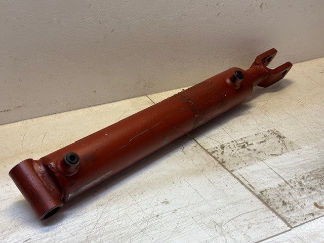 Heavy Duty Welded Hydraulic Cylinder 26" Long 3" Bore 1-1/2" Shaft | 2E 160