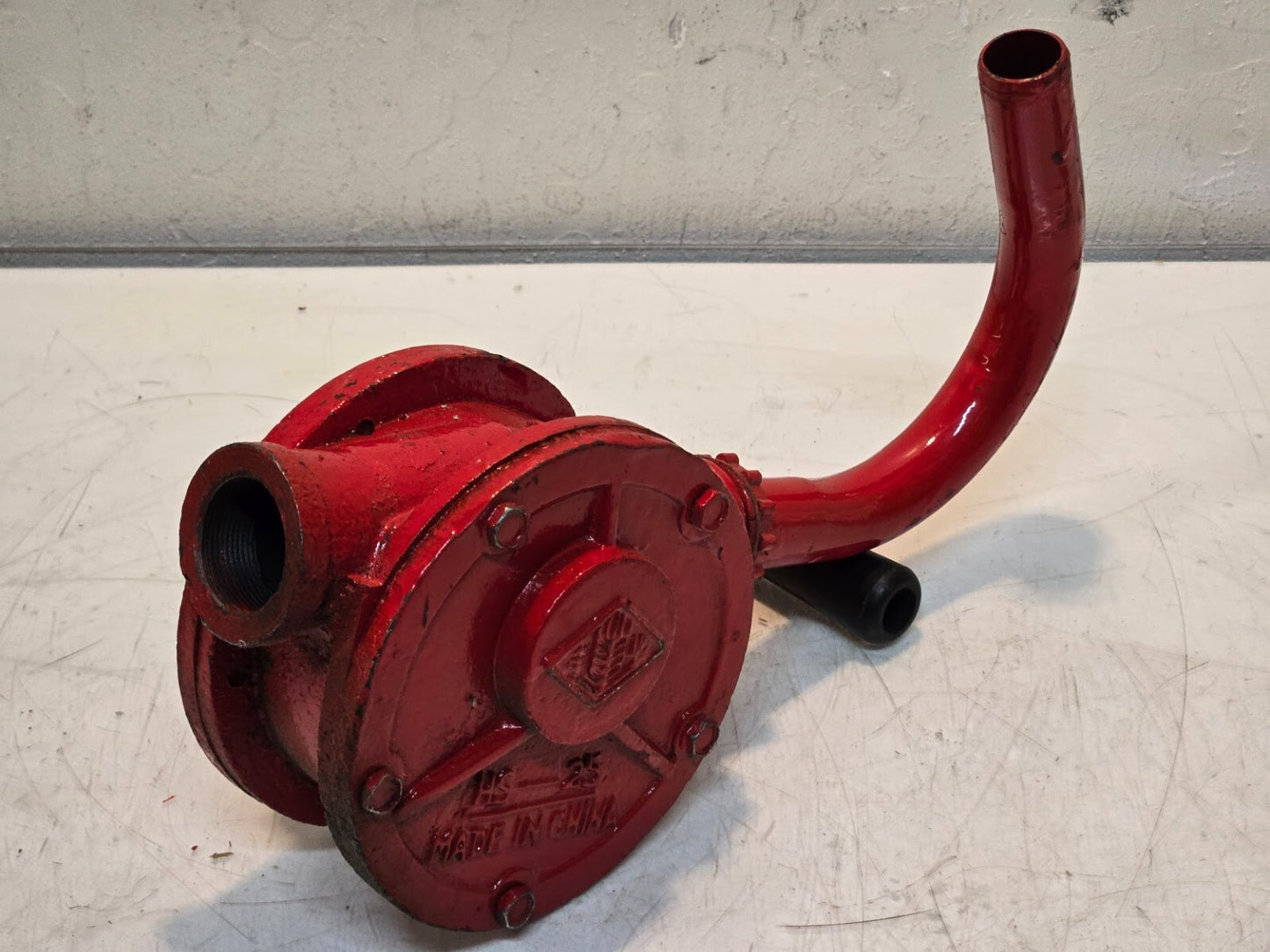 Hand-Crank Drum Transfer Pump HS-25 | 1" FPT Inlet | 3/4" ID Pipe Outlet