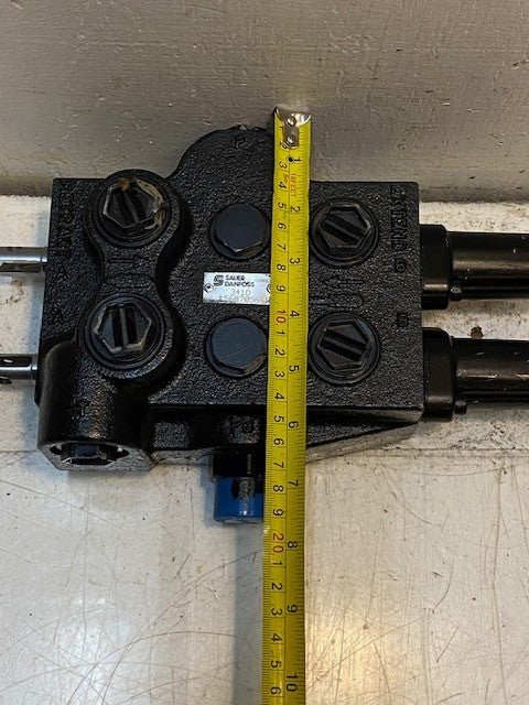 Sauer Danfoss 341D 156B7056 Hydraulic Control Valve