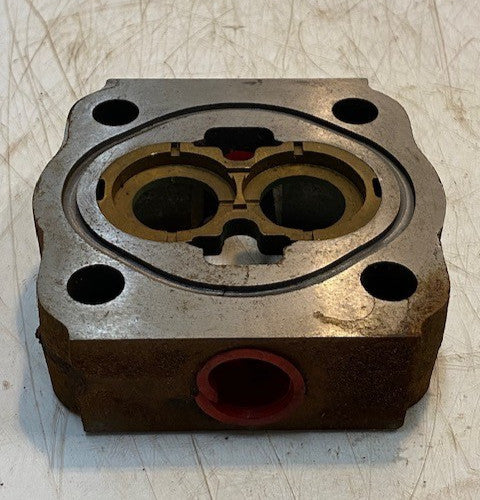 Hydraulic Gear Pump Housing End Cover Component 4-Bolt 5-1/2" x 5-1/4" x 1-3/4"