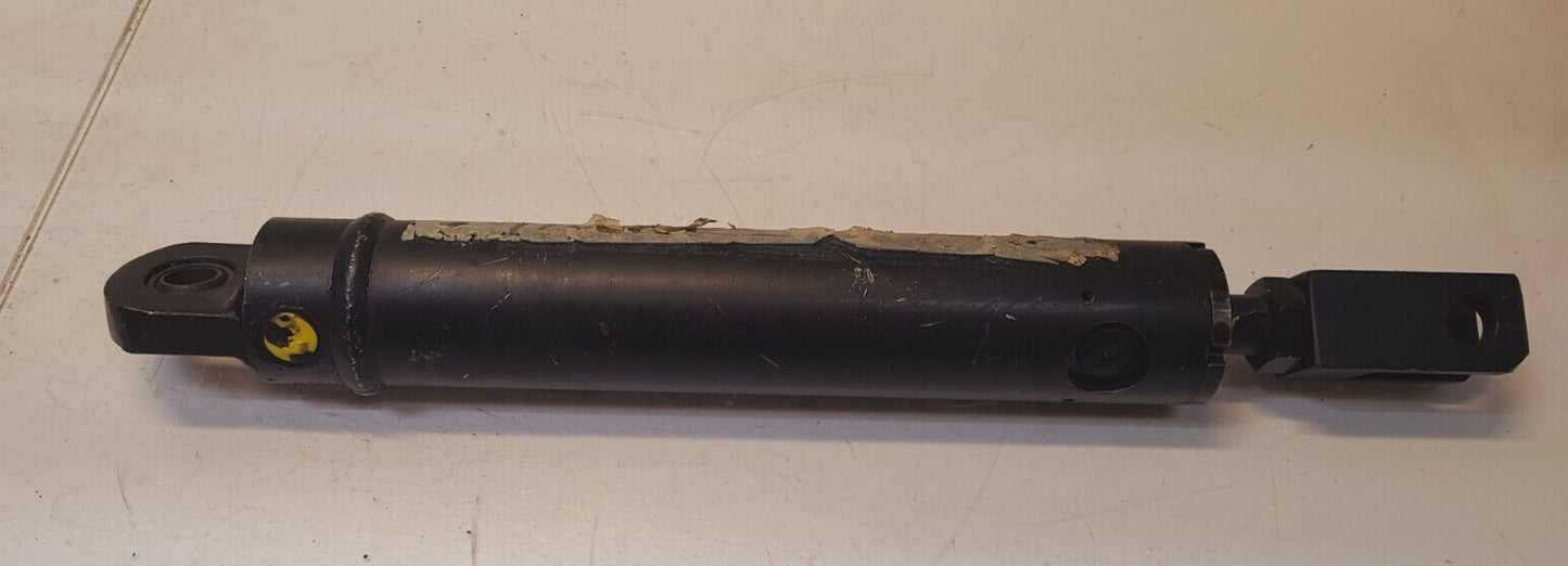 Hydraulic Cylinder WW11 | 779 | WW18