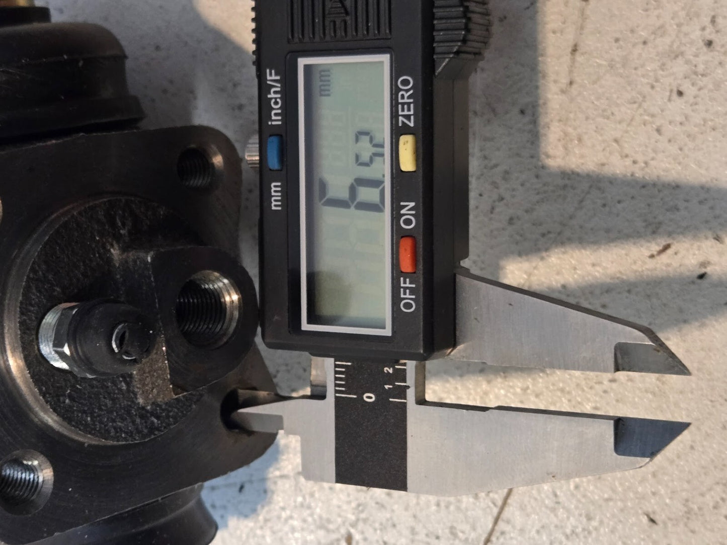 Rear Left Brake Cylinder for Toyota FJ