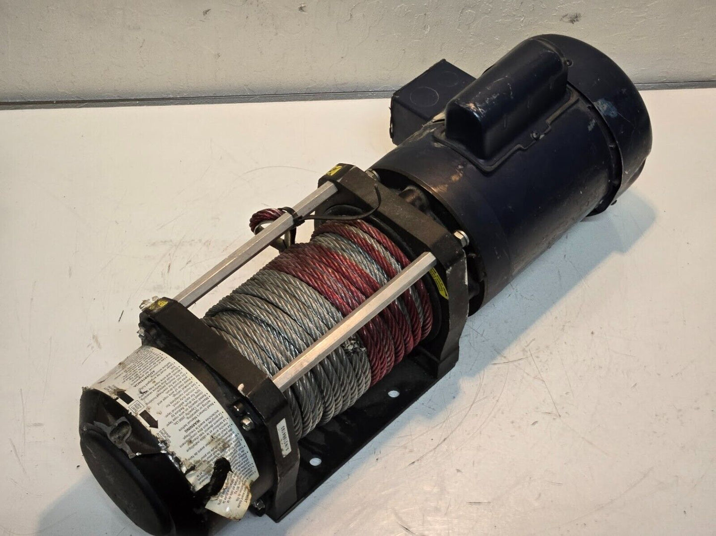 Superwinch 1723 2000lb Winch with Leeson C6C17FC108A Motor 90-40163 | 115V 1 HP