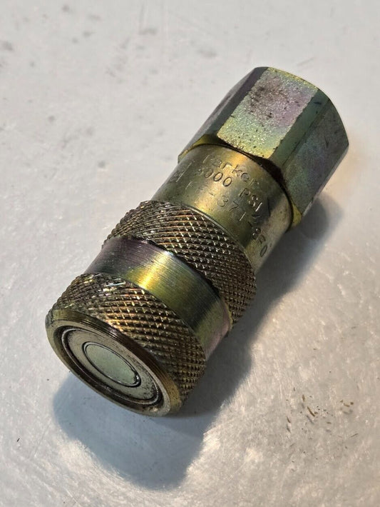 Parker Flat Face Hydraulic Quick Coupler FF-371-8F0 | 3000 PSI  1/2"-14 Pipe End