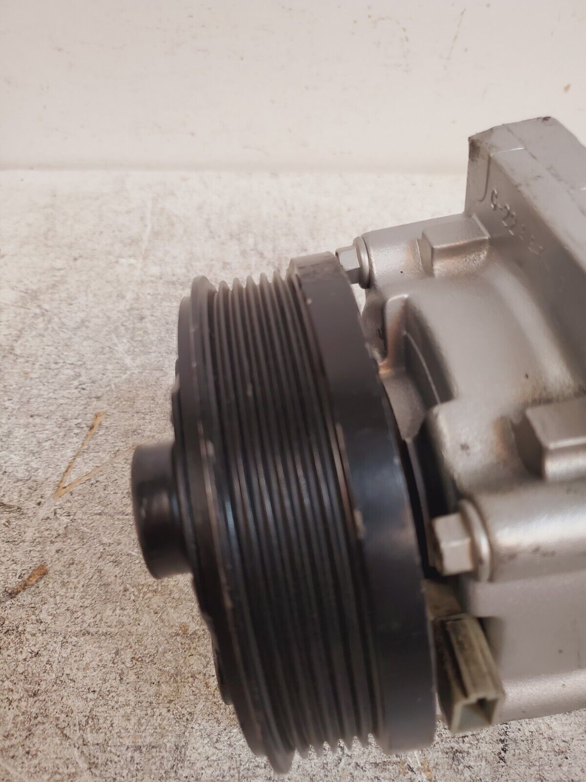 A/C Compressor 21707 | F20H-19D786-A0 | F20H-19D786-AO