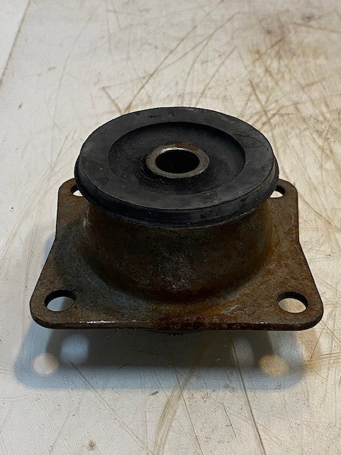 Barry Controls Resilient Engine Mounting Rubber Cab Mount 16mm Bore 4" Wide