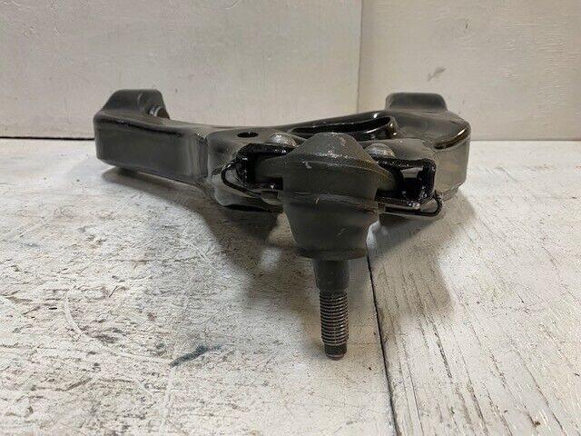 Control Arm & Ball Joint Assembly L73220282 LSYU29