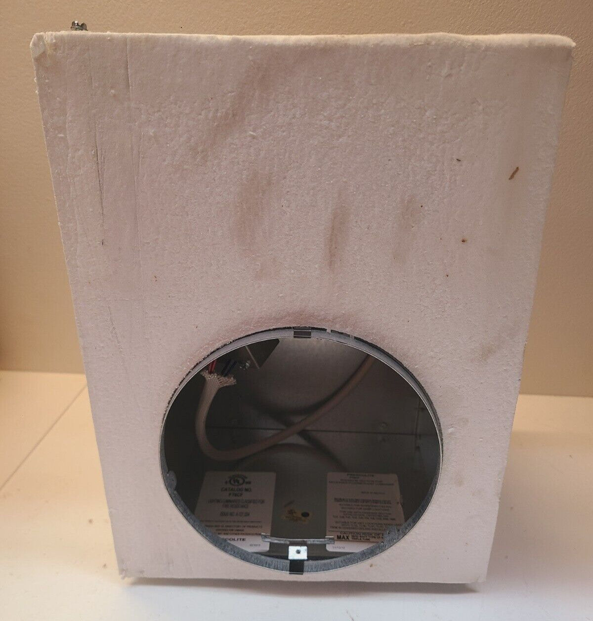 HUBBELL PRESCOLITE  Firetight 6"  120/277 V NON-IC Triple Tube FT6CF