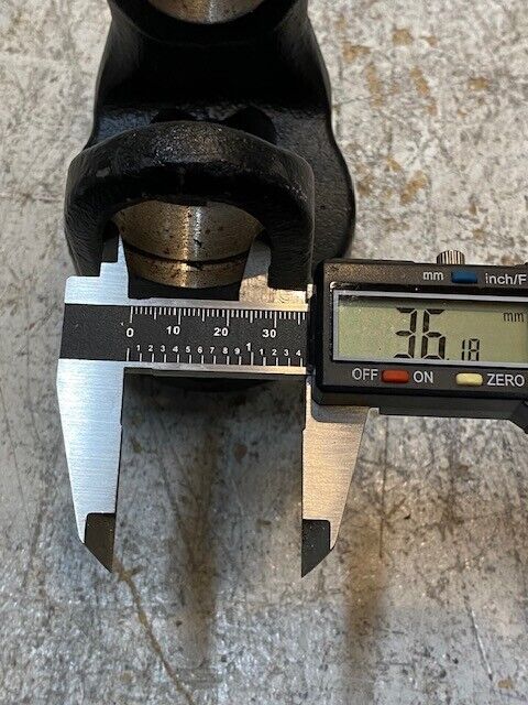 Outer Yoke 36.14 8ZS WS 5-1/2" Height 3-1/4" Wide 3-7/8" Length 36mm Bore