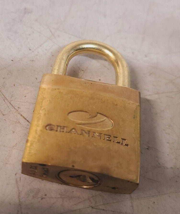 8 Qty of Channell Outdoor Winter Padlocks Rain Cover 12-09 | 32MM No Keys(8 Qty)