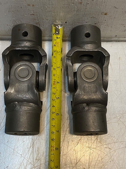 2 Quantity of Universal U Joint Couplers Drive Shaft Coupling Joints (2 Qty)