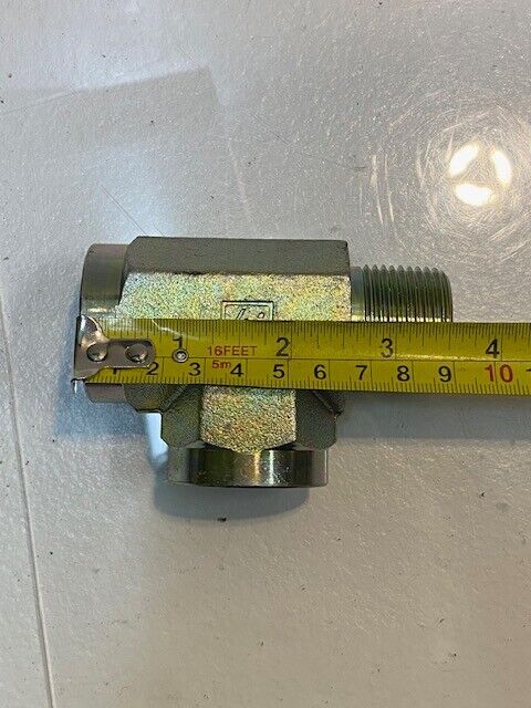 Hydraulic Tee 16 Fitting 33mm Male to 29mm Female 3-1/2" L 2-1/2" W