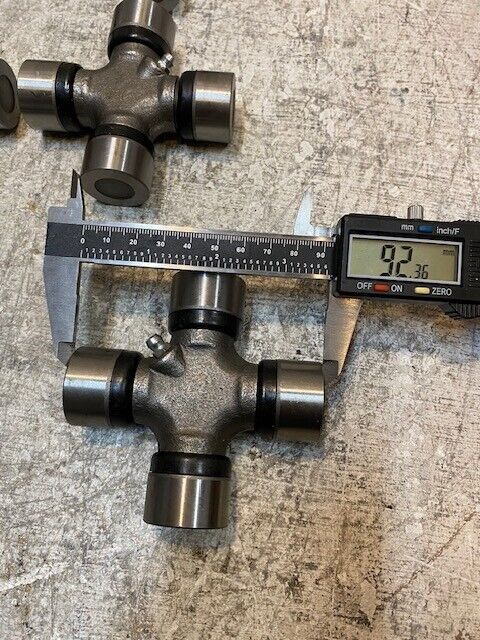 9 Quantity of Universal U-Joints 92mm Wide 30mm End (9 Quantity)