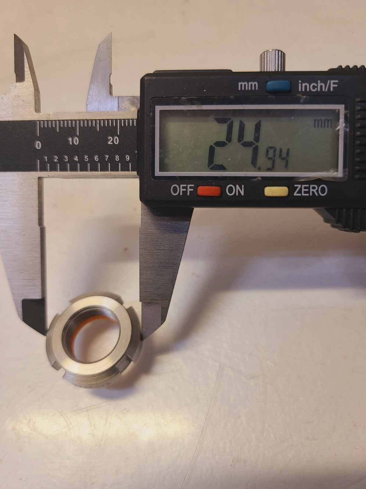5 Quantity of Whittet-Higgins Bearhug Locknuts BMS-02 (5 Qty)