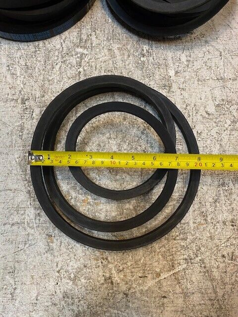 10 Quantity of D&D PowerDrive B64/5L670 250 Rubber V Belts (10 Quantity)