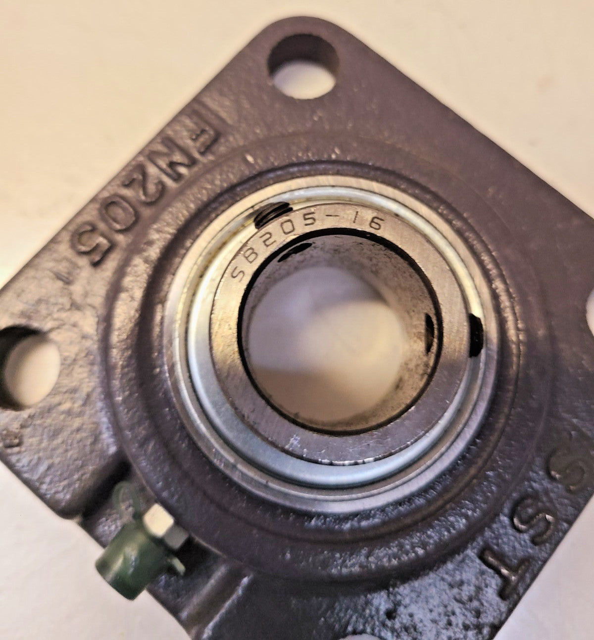 2 Quantity of SST 4-Bolt Flange Bearings FN205 | SB205-16 (2 Qty)