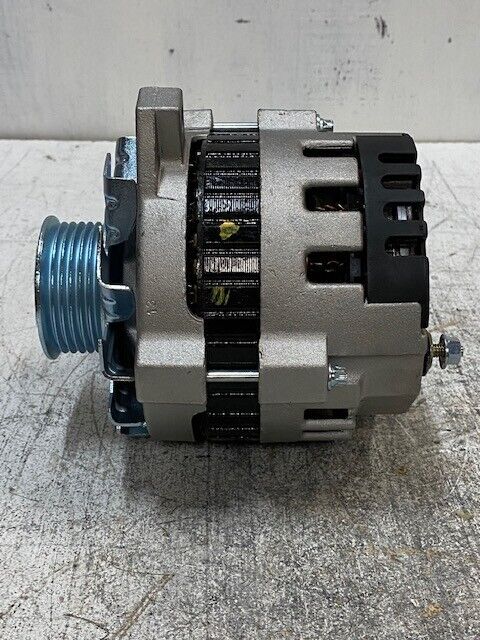 Valucraft Remanufactured Alternator 1532-6-7, 8116607