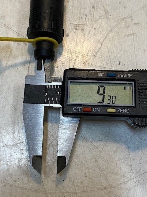 8 Quantity of Oil Drain Valves with Caps 2-5/8" Long 16mm Thread 23mm OD (8 Qty)