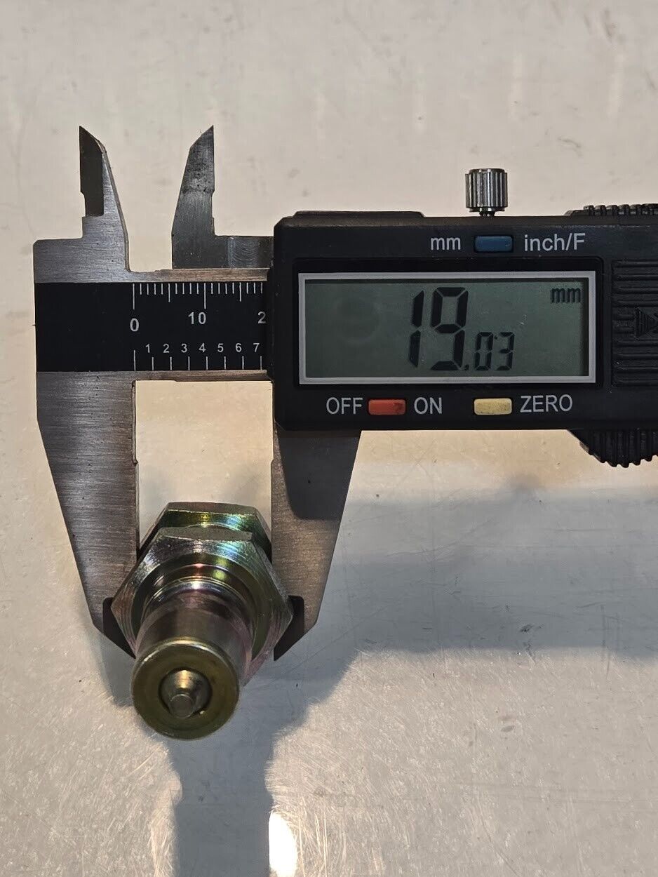 5 Quantity of H2-63-T6 Quick Connect Fittings for Parker 1/4"x1/4" FNPT (5 Qty)