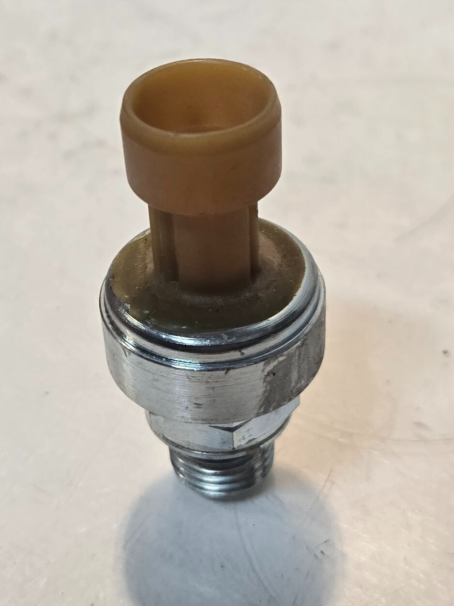 Transmission Oil Pressure Sensor RE217077 | 8026C for John Deere