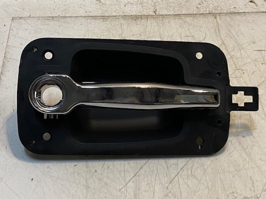 INTERNATIONAL DELPHI LEFT SIDE DOOR HANDLE 16643439