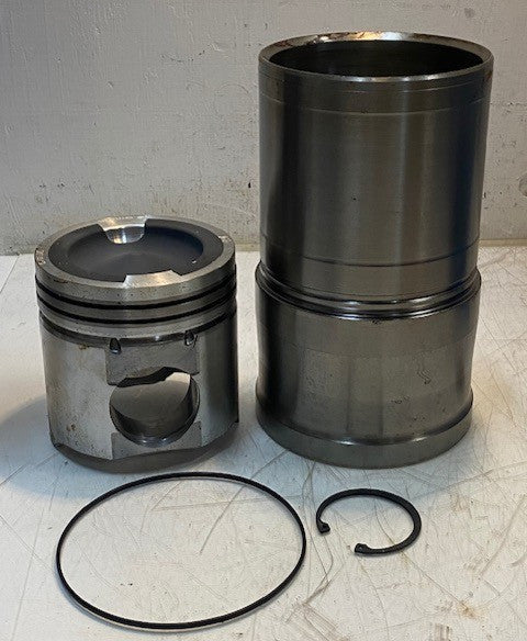 Cummins Engine Cylinder Kit Piston 3893751 & Sleeve 3080760