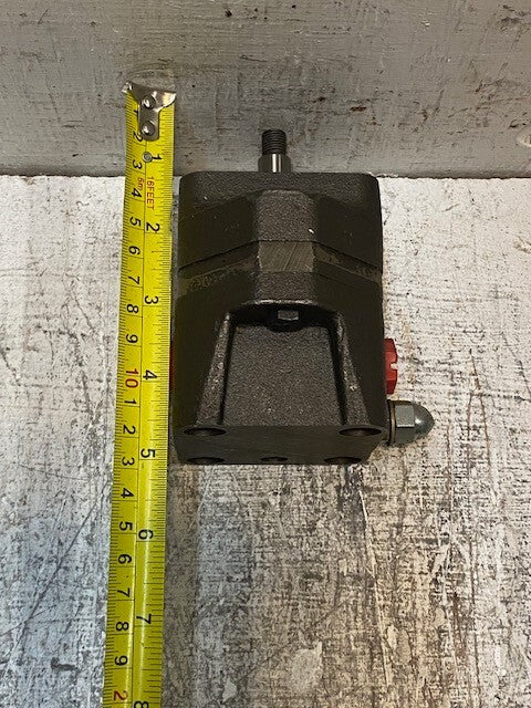 Hydraulic Rotary Gear Pump 9mm Thread 2-3/4" W 4-5/8" L 3-3/4" H