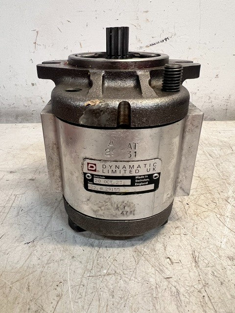 Dynamatic Limited UK Gear Hydraulic Motor/Pump A22.4L29155 Splined Drive Shaft