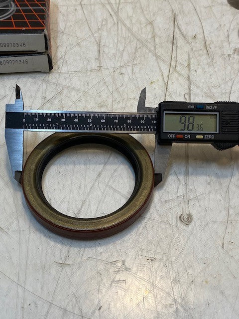 2 Quantity of Federal Mogul 6809970346 Oil Seals 455355 (2 Quantity)