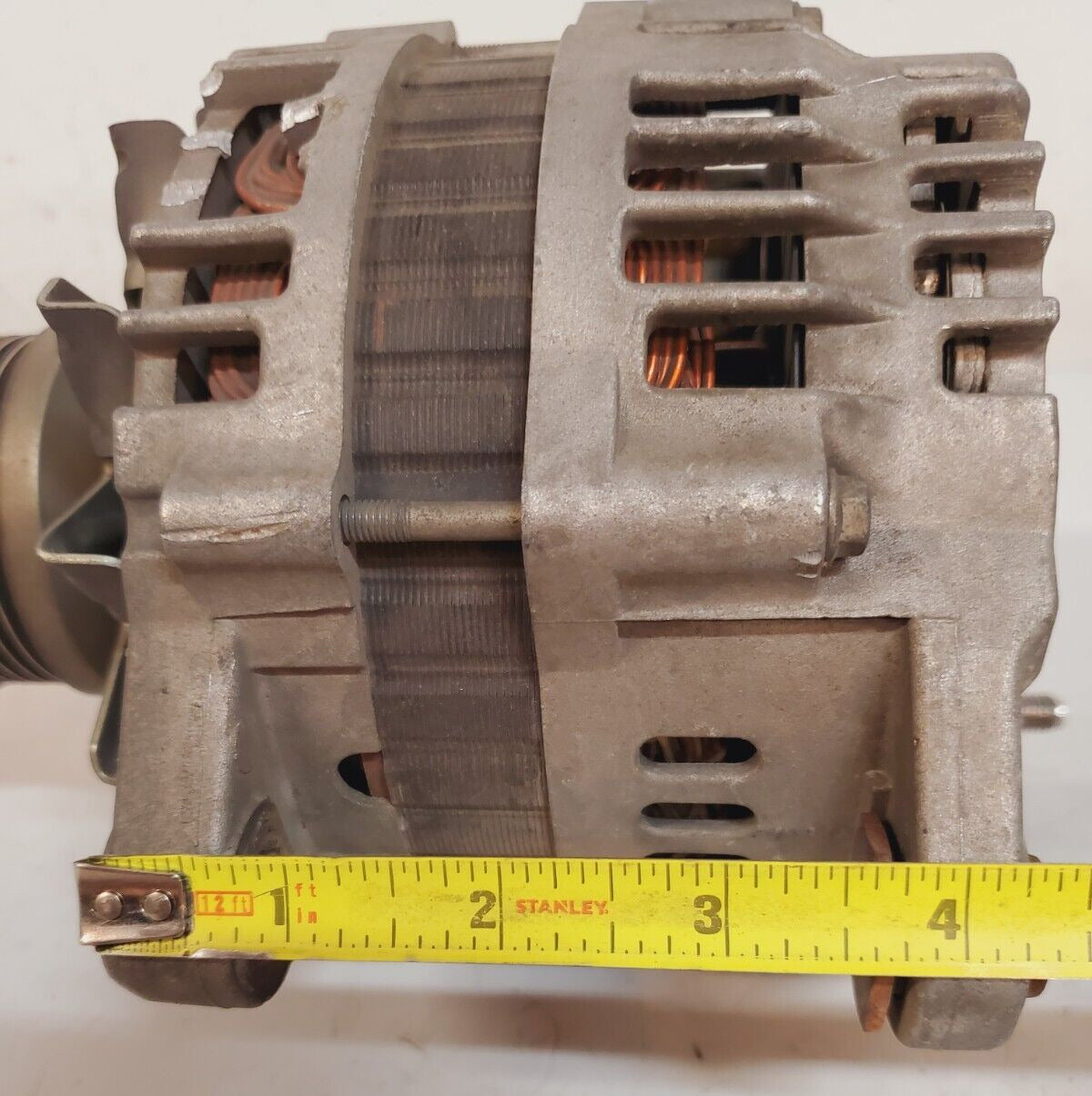 Isuzu Remanufactured Alternator 97780462 | 2-90276-400-1 | 12V | 110A | 898075