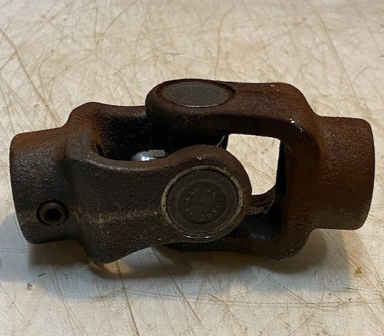 Universal Joint U-Joint Shaft Coupling 4334 Double Yoke Design