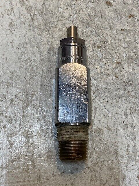 Oxygen Cylinder Post Valve CGA870 | 988002 4" L 1" W 21mm Thread End