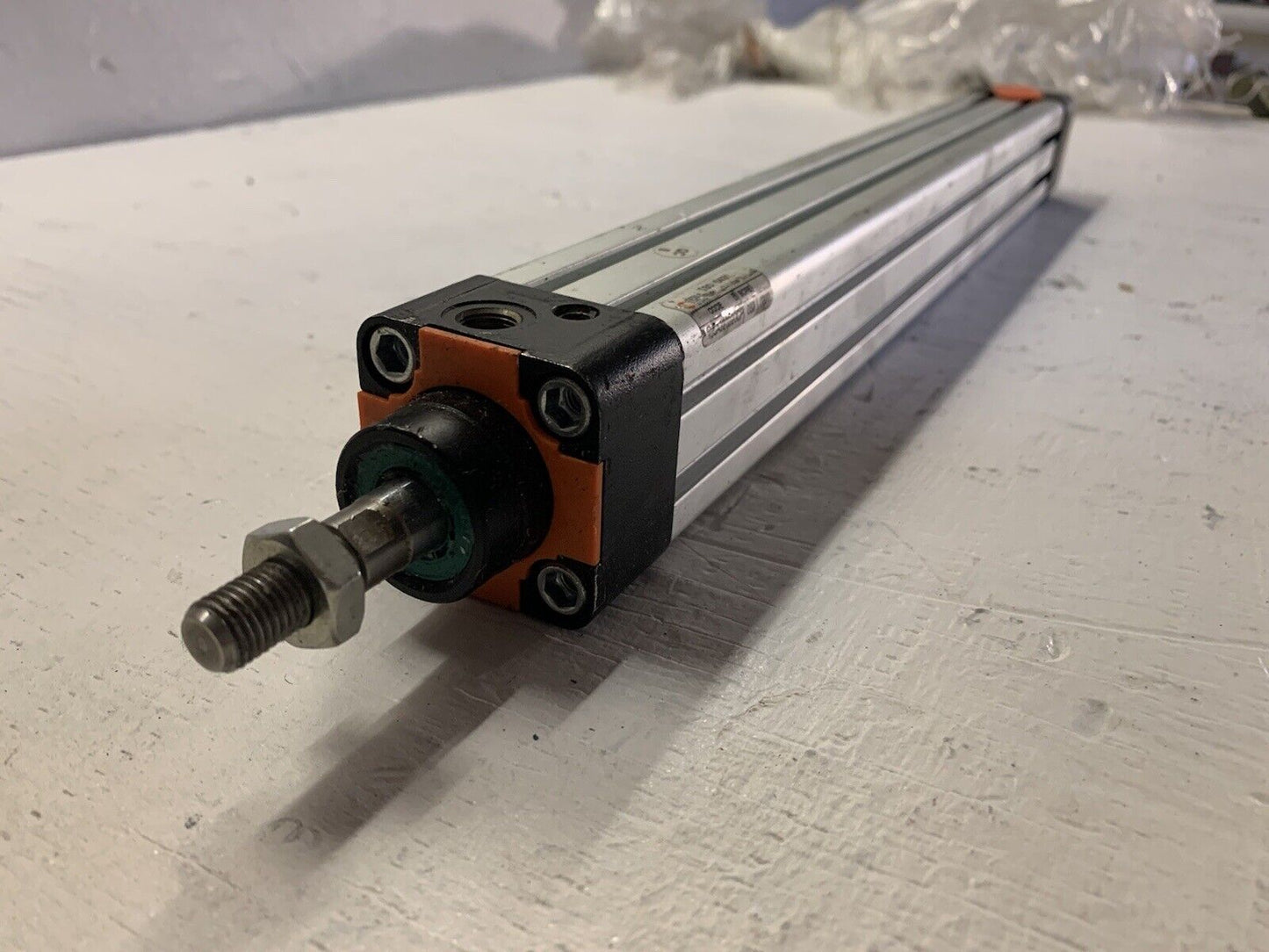 Metal Work Pneumatic Cylinder ISO 6431 - 135A320320CP - FREE SHIPPING