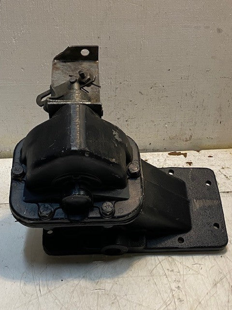 PTO Power Take Off Steering Stem 32-Teeth Gear 9-1/2" Base L 4-3/4" Base W