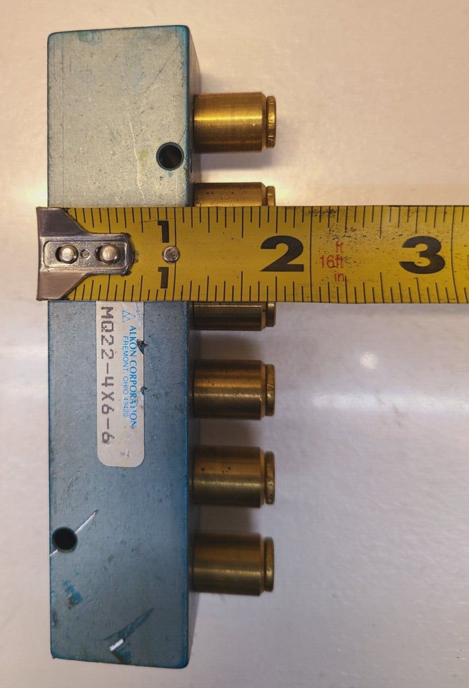 Alkon Corporation Pneumatic Manifold MQ22-4X6-6 | DC: 062800
